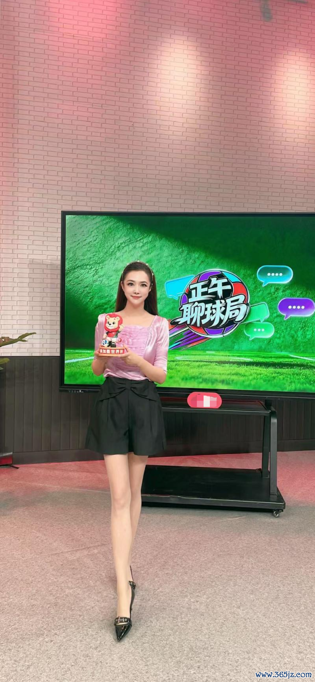 总台王曦梁六届世界杯坚守，以真情解说当好球迷代言人